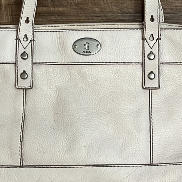 FOSSIL cowhide leather pebble off white Womens shoulder bag purse tote - Picture 3 of 7